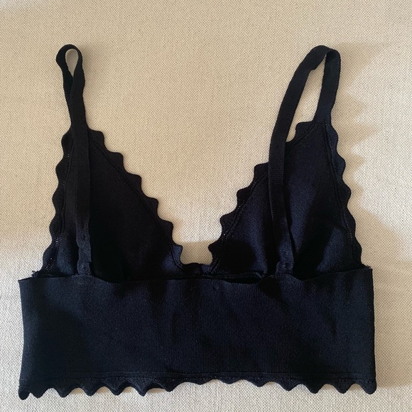 Black Crop top - Picture 2 of 2